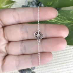 Pulsera Rosa De Los Vientos -Alvent Tienda de ventas PULSERAROSAVIENTOS MANO scaled